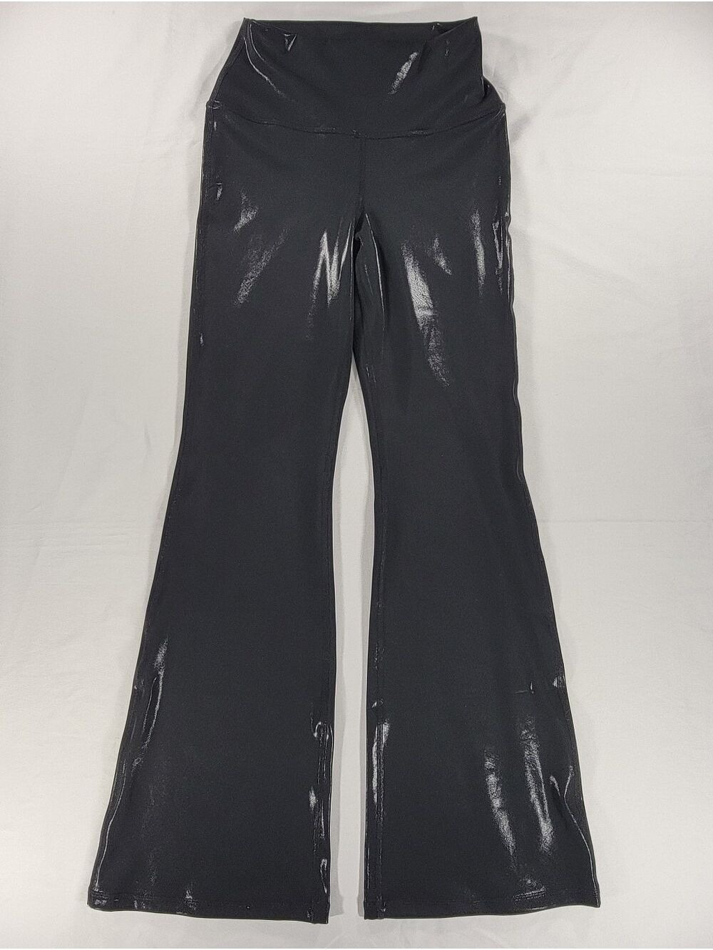 NEW Gilly Hicks Pants Womens Medium Shiny Black Flare Yoga Activewear Stretch